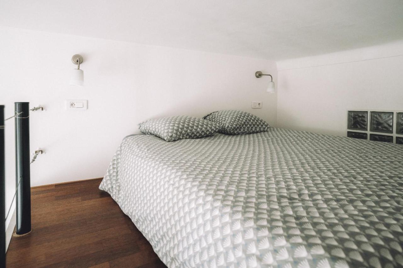 Cannes Centre Ville- Bel Appartement Studio + Mezzanine Luaran gambar